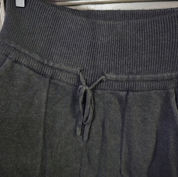 Lululemon Cabin Yogi Pant - Picture 4 of 12